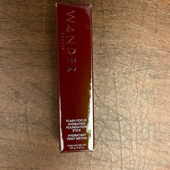 Wander Beauty Flash Focus Hydrating Foundation Stick Deep - Picture 2 of 11